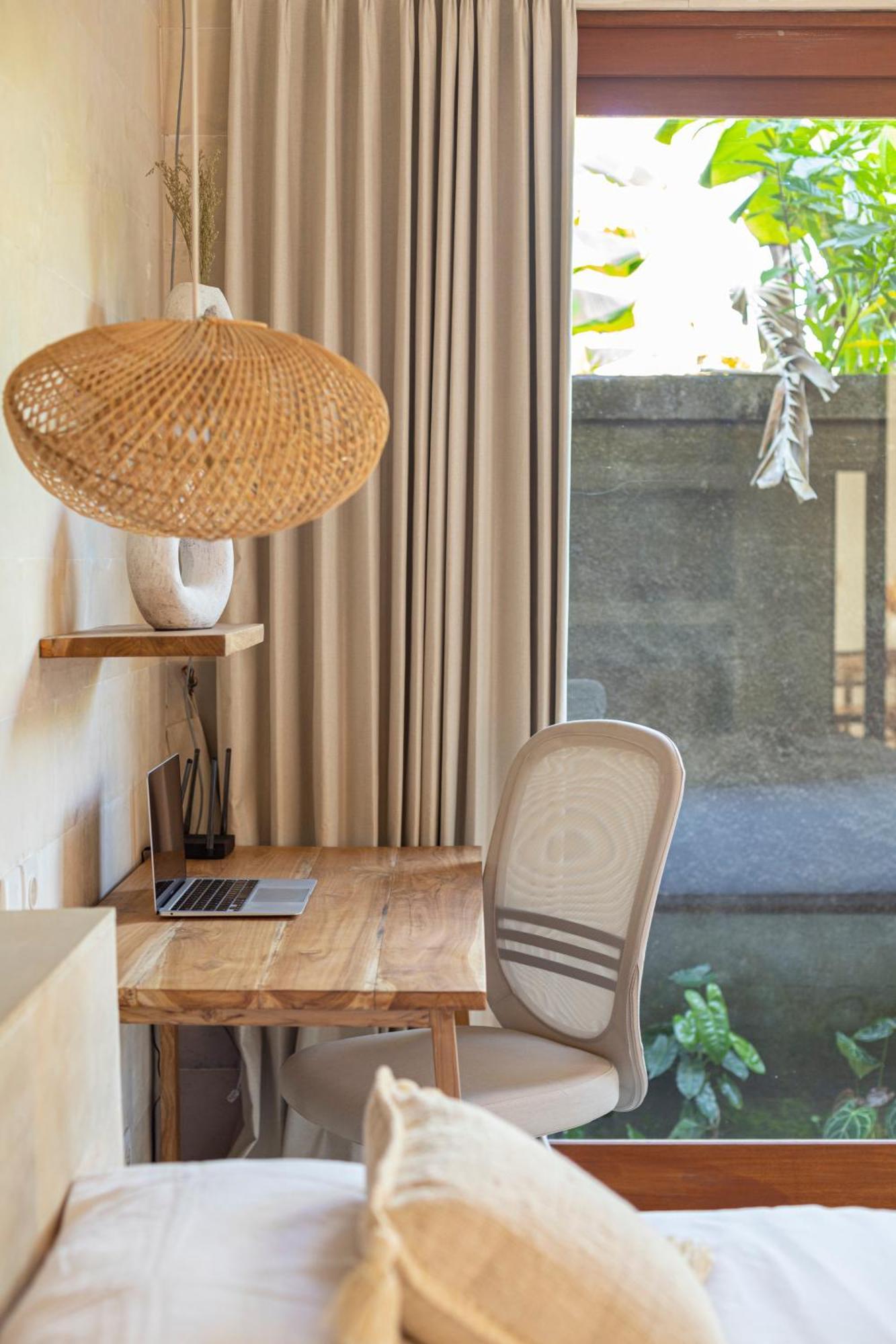 Designer Studio Emy Sanur Exterior photo